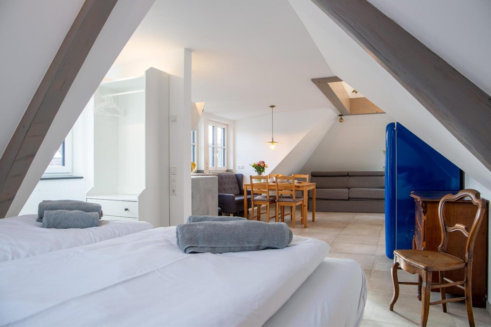 Living Timeless - Apartments Zum Roten Lamm, Zentrale Lage In Bad Krozingen In Der Fussgaengerzone Am Kurpark Und Vita Classica Eksteriør billede